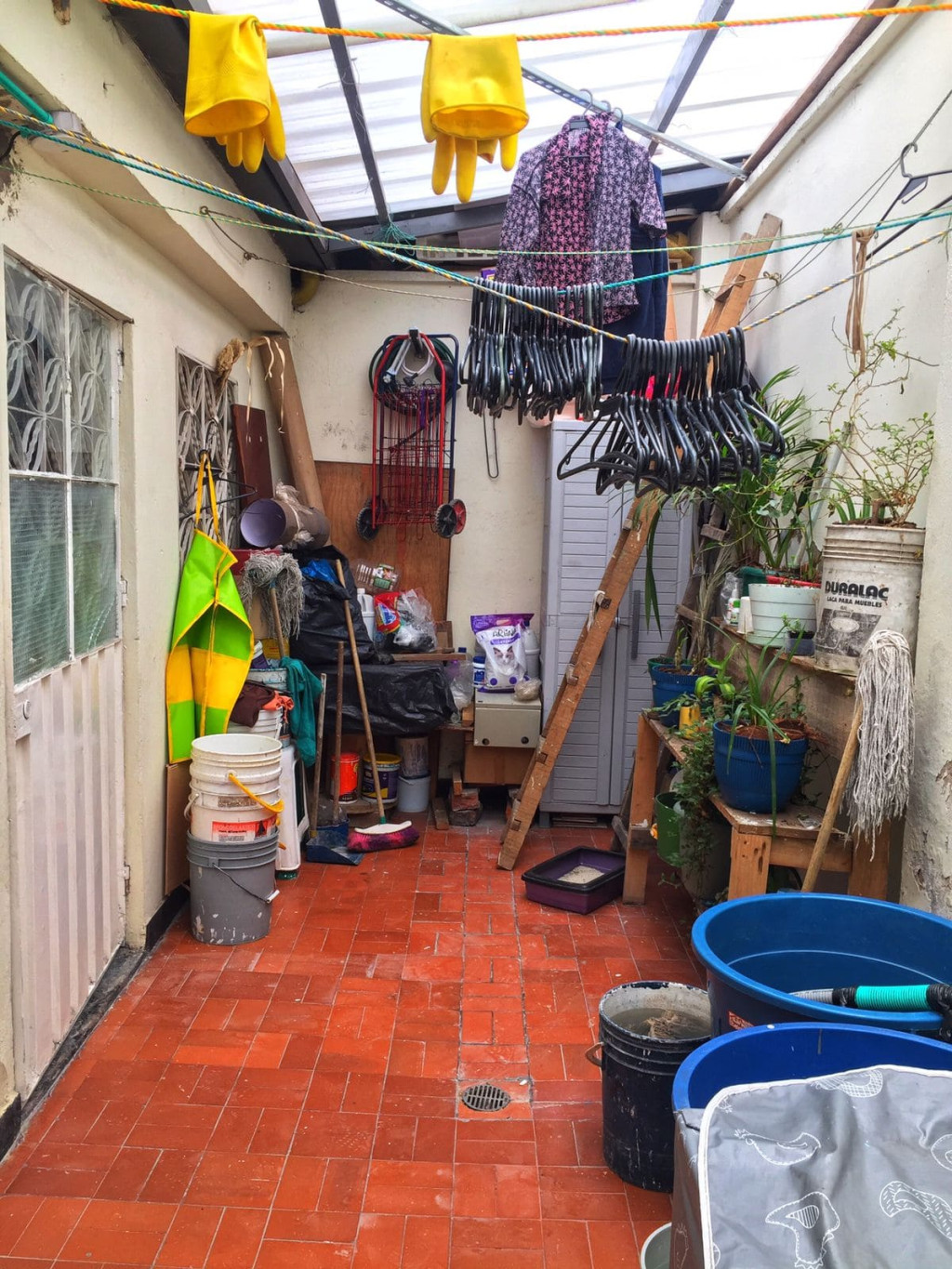 Casa en venta en El Carmen, Bogotá · foto 3 de 24