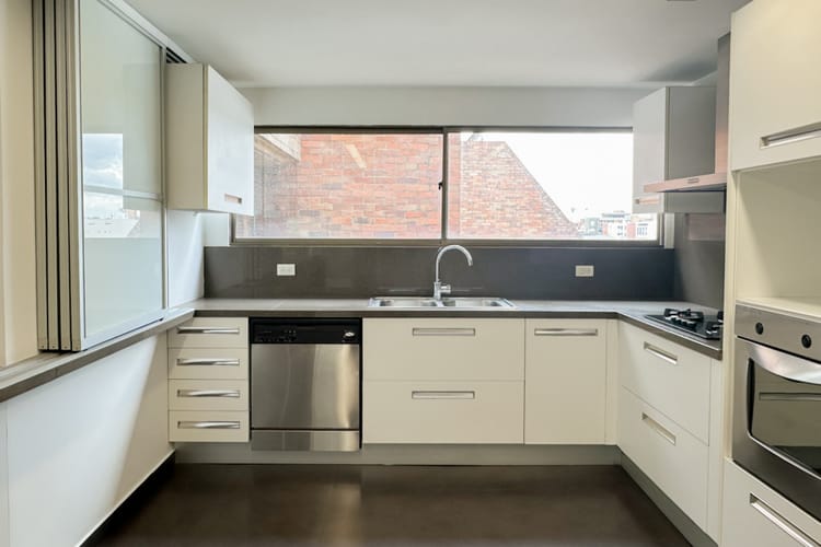 Apartamento de 2 alcobas en venta en La Cabrera, Bogotá, 249 m² · foto 10 de 24