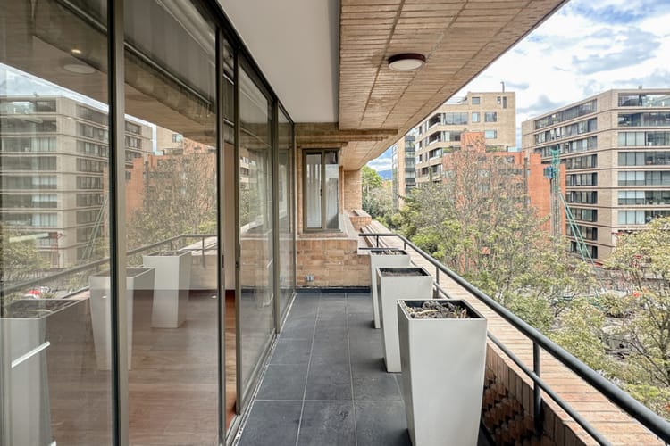 Apartamento de 2 alcobas en venta en La Cabrera, Bogotá, 249 m² · foto 22 de 24