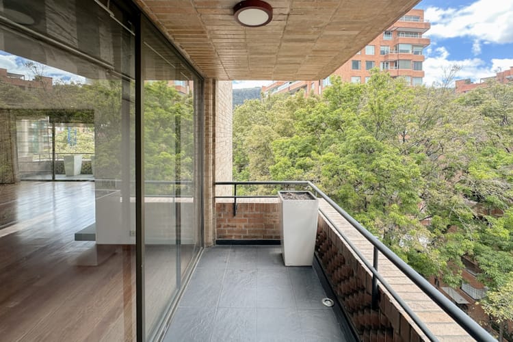 Apartamento de 2 alcobas en venta en La Cabrera, Bogotá, 249 m² · foto 24 de 24