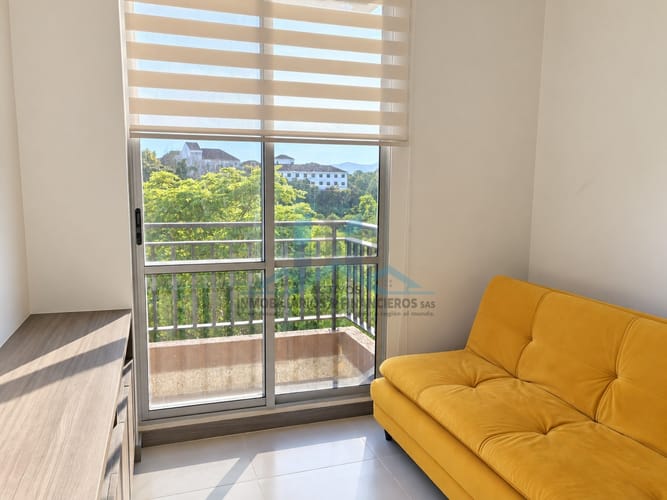 Apartamento de 3 alcobas en arriendo en Las Palmas, Ricaurte, 96 m² · foto 20 de 24
