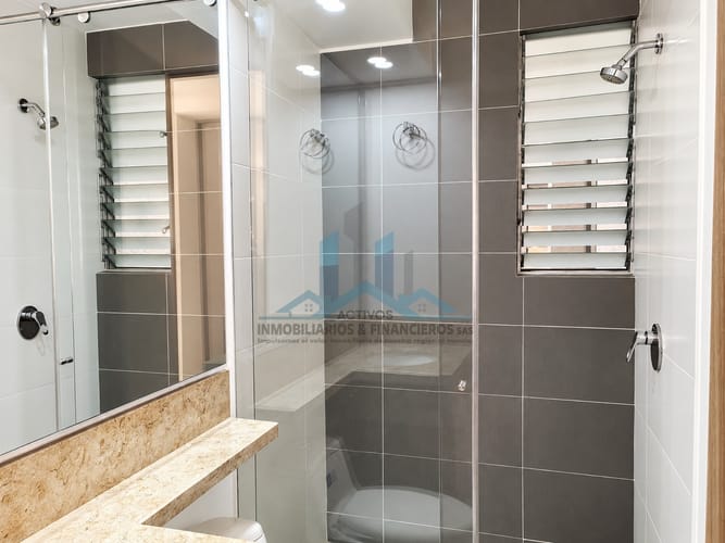 Apartamento de 3 alcobas en arriendo en Las Palmas, Ricaurte, 96 m² · foto 19 de 24