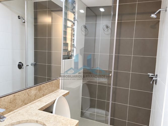 Apartamento de 3 alcobas en arriendo en Las Palmas, Ricaurte, 96 m² · foto 18 de 24