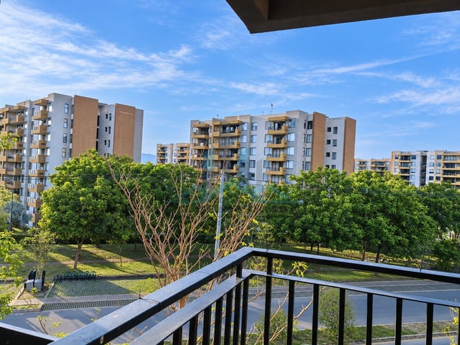Apartamento de 3 alcobas en arriendo en Las Palmas, Ricaurte, 96 m² · foto 6 de 24