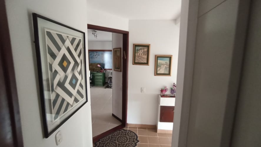 Apartamento de 3 alcobas en venta en Santa Isabel, Cali, 109 m² · foto 5 de 24