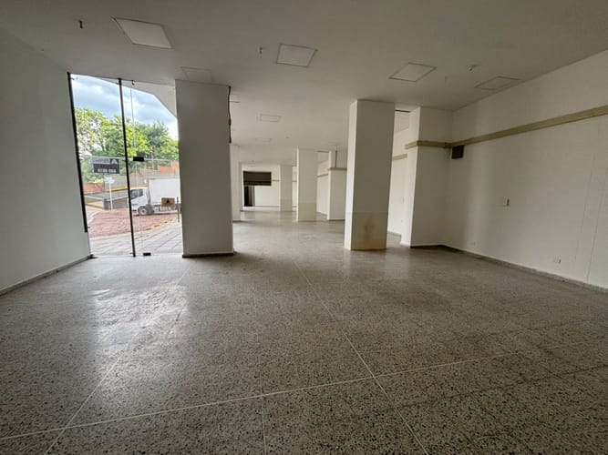 Local en arriendo en Cañaveral, Floridablanca, 220 m² · foto 4 de 14