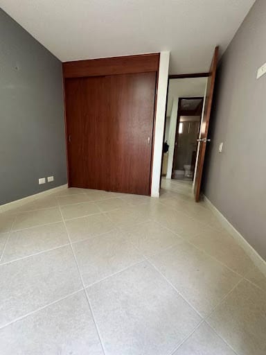 Apartamento de 2 alcobas en arriendo en Castropol, Medellín, 75 m² · foto 14 de 20