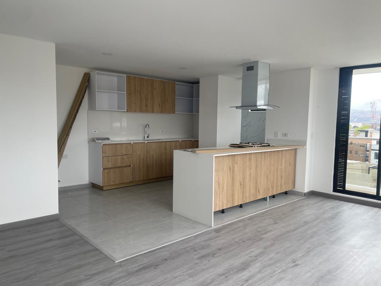 Apartamento en venta en Quinta Paredes, Bogotá · foto 4 de 14