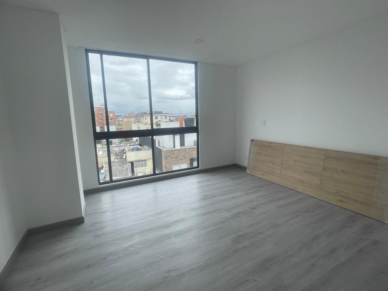 Apartamento en venta en Quinta Paredes, Bogotá · foto 12 de 14