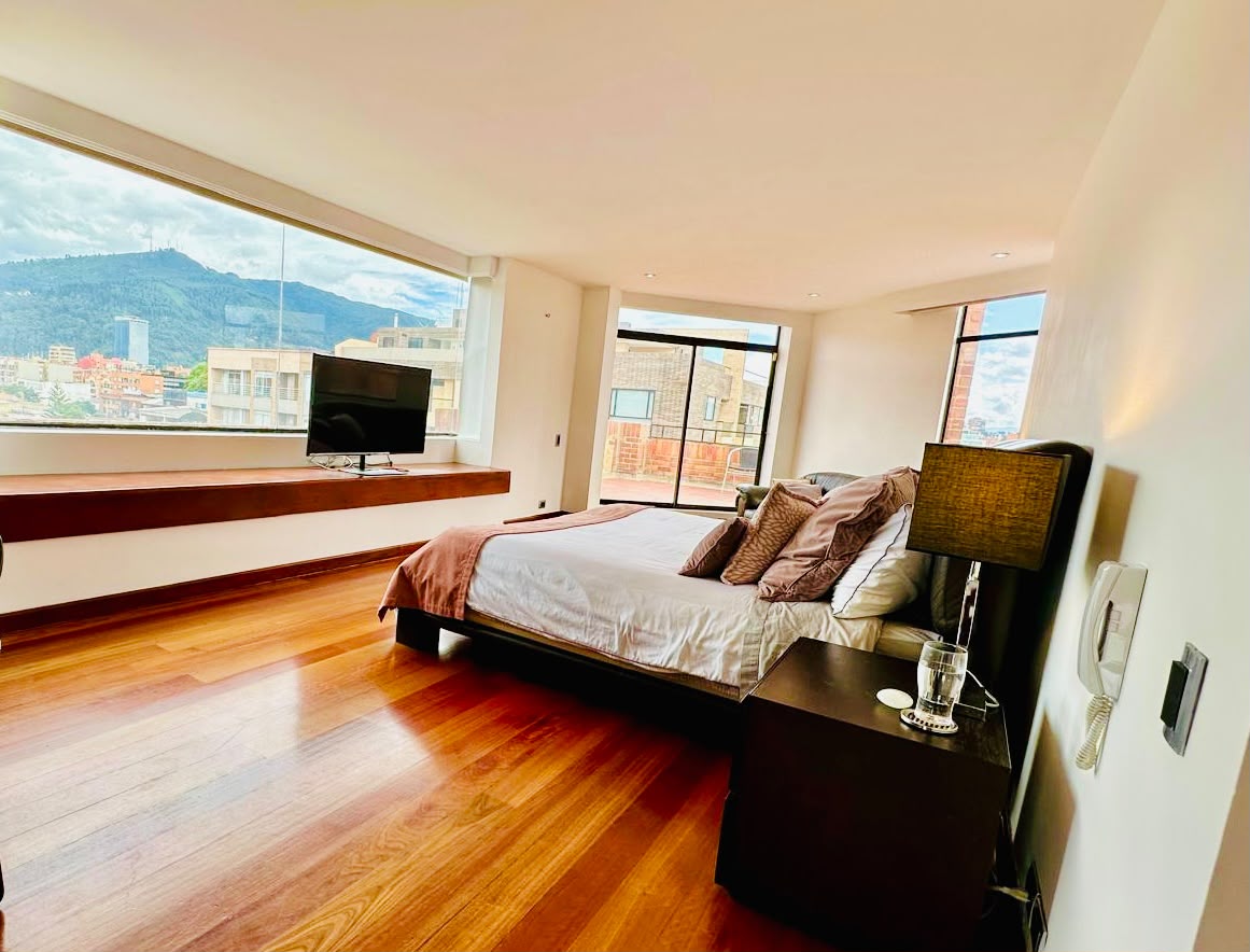 Apartamento en venta en Chicó Navarra, Bogotá · foto 3 de 5