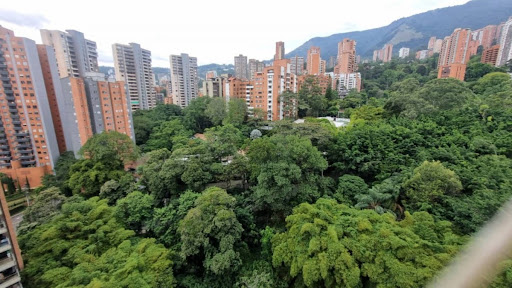 Apartamento en arriendo en Provenza, Medellín · foto 3 de 21