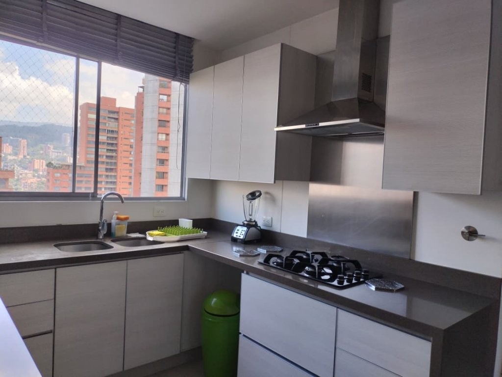 Apartamento en arriendo en La Florida, Medellín · foto 7 de 18