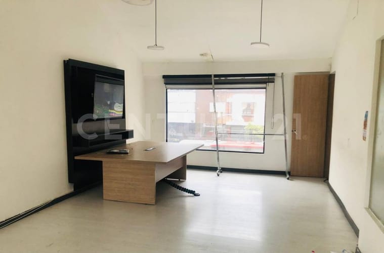 Casa de 3 alcobas en venta en Marly, Bogotá, 663 m² · foto 21 de 24