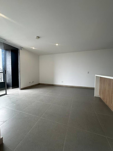 Apartamento en arriendo en Ciudad Del Río, Medellín · foto 3 de 14