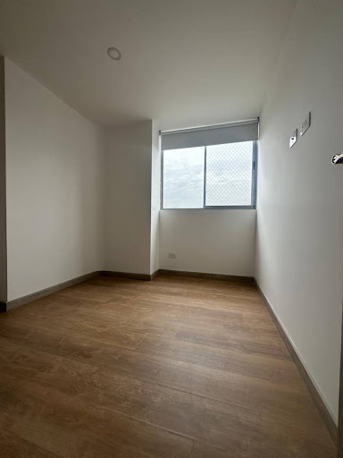 Apartamento en arriendo en Ciudad Del Río, Medellín · foto 6 de 14