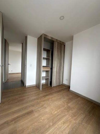 Apartamento en arriendo en Ciudad Del Río, Medellín · foto 7 de 14