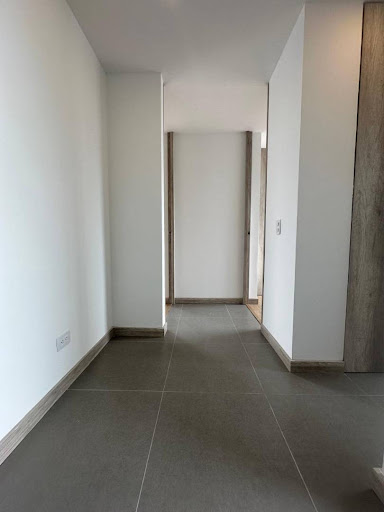 Apartamento en arriendo en Ciudad Del Río, Medellín · foto 13 de 14