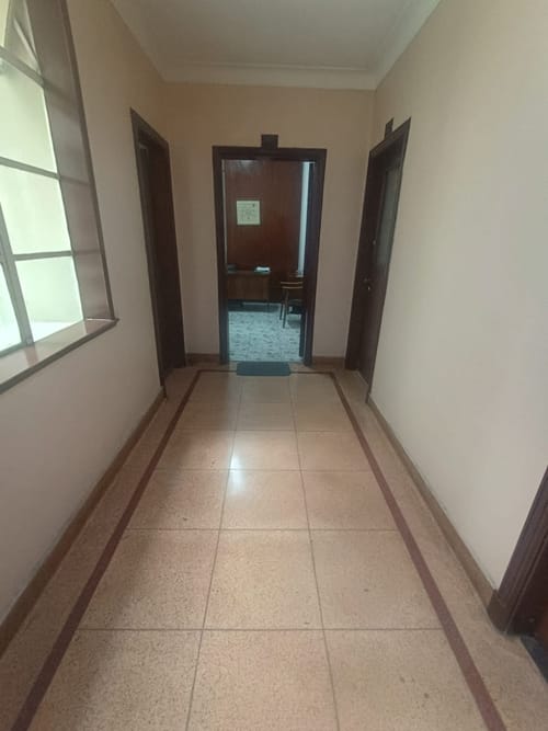 Oficina en arriendo en La Candelaria, Medellín, 24 m² · foto 2 de 9