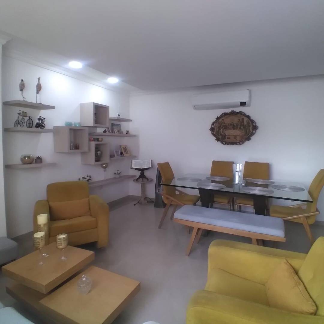 Apartamento en venta en Manga, Cartagena · foto 2 de 17