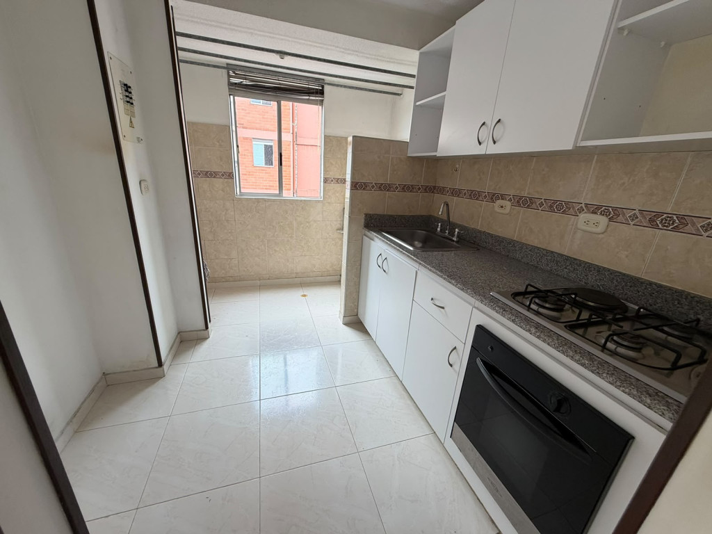 Apartamento en venta en Paseo De Los Almendros, Cali · foto 5 de 11