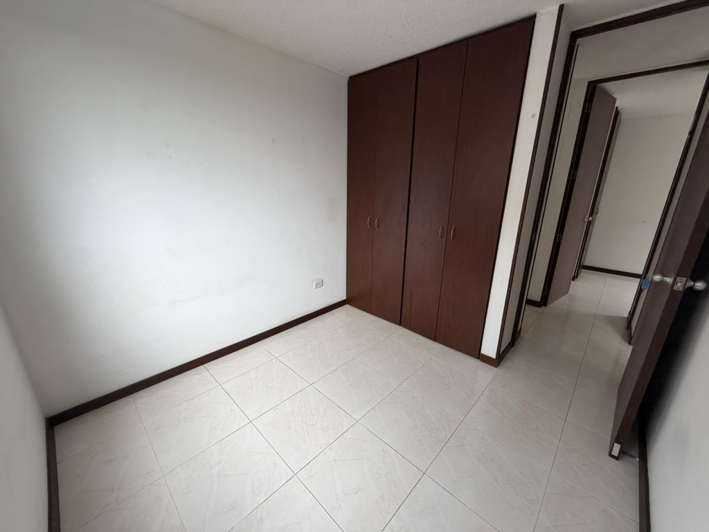 Apartamento en venta en Paseo De Los Almendros, Cali · foto 8 de 11