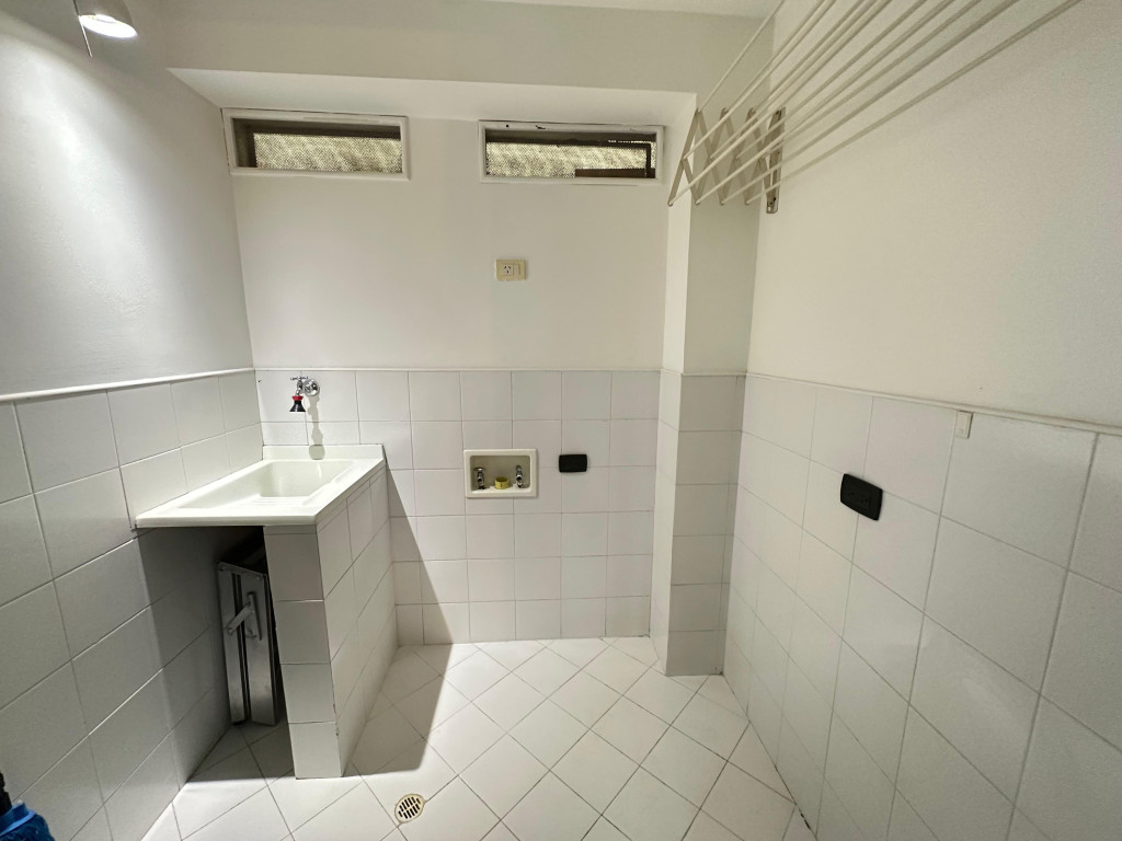 Apartaestudio en arriendo en El Poblado, Medellín · foto 18 de 19