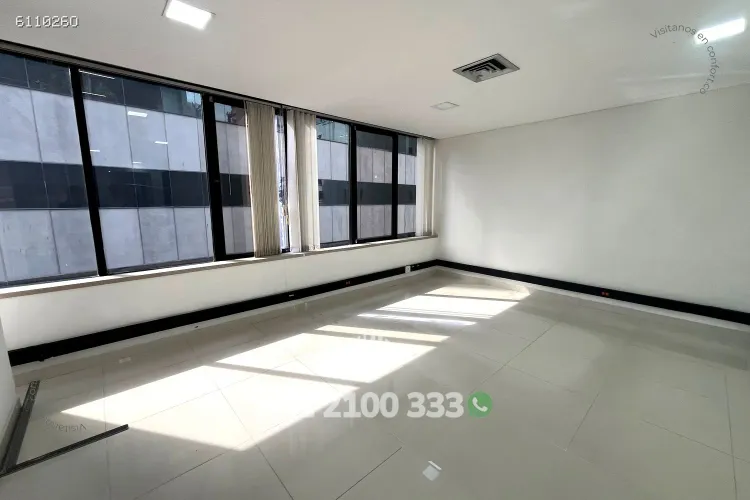 Oficina en arriendo en Milla De Oro, Medellín, 120 m² · foto 7 de 10
