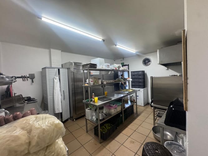 Edificio en venta en Union De Vivienda Popular, Cali, 600 m² · foto 8 de 23