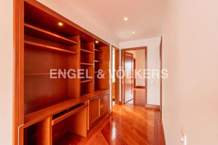 Casa de 7 alcobas en venta en Santa Ana, Bogotá, 463 m² · foto 23 de 24