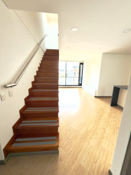 Apartamento de 2 alcobas en arriendo en Los Cedros, Bogotá, 85 m² · foto 12 de 12