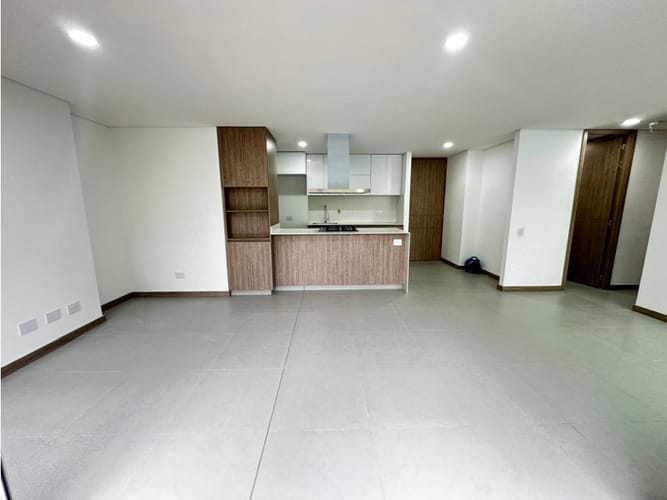 Apartamento de 2 alcobas en venta en Las Lomitas, Sabaneta, 75 m² · foto 8 de 18
