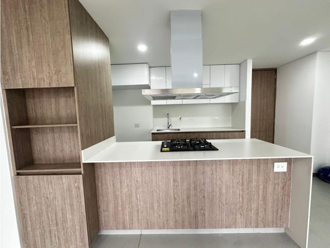 Apartamento de 2 alcobas en venta en Las Lomitas, Sabaneta, 75 m² · foto 9 de 18