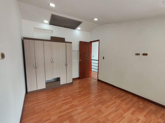 Casa de 5 alcobas en venta en La Soledad, Bogotá, 220 m² · foto 6 de 24