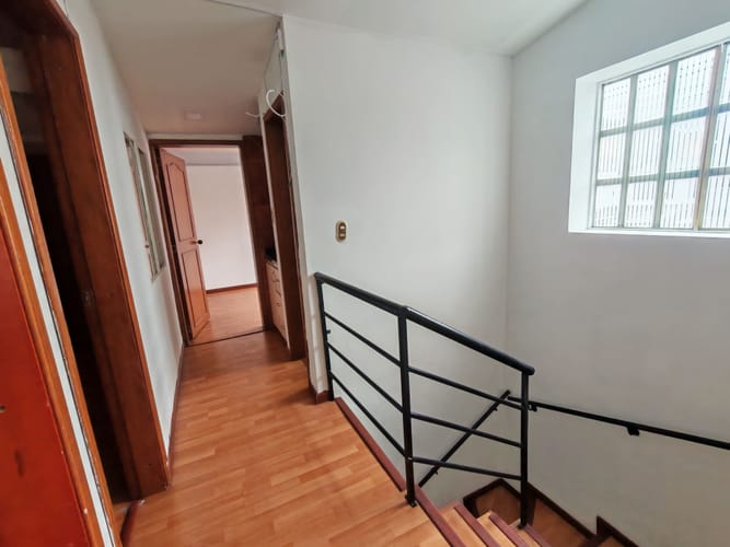 Casa de 5 alcobas en venta en La Soledad, Bogotá, 220 m² · foto 12 de 24