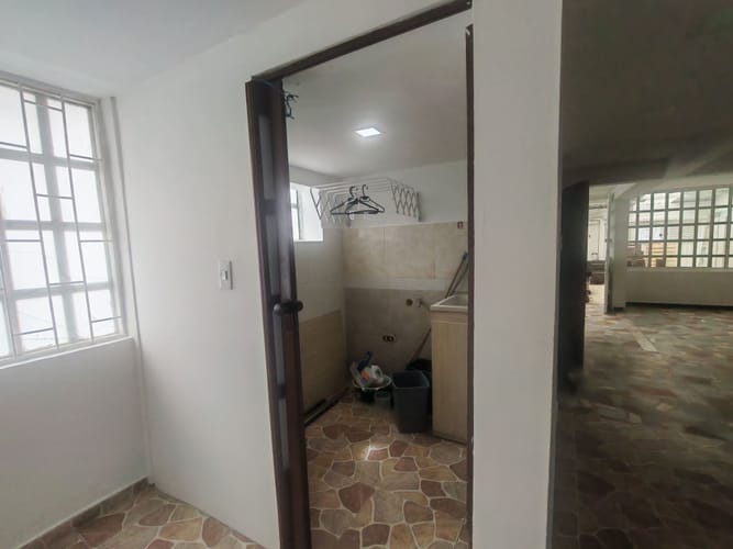 Casa de 5 alcobas en venta en La Soledad, Bogotá, 220 m² · foto 16 de 24