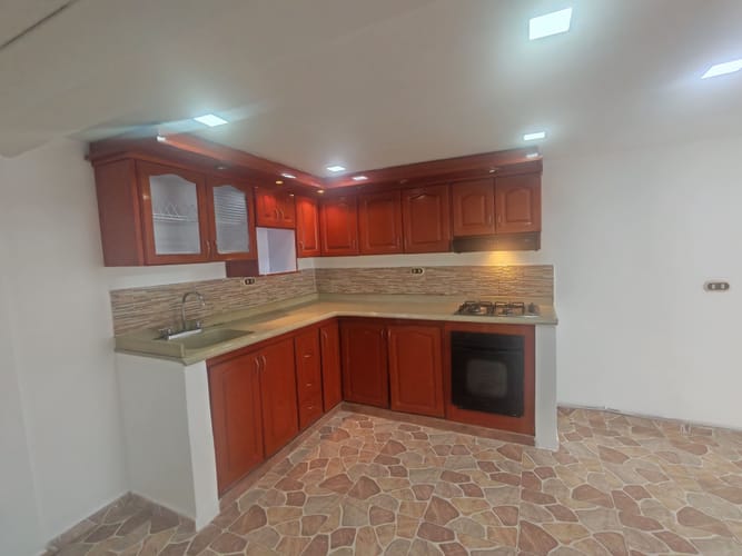 Casa de 5 alcobas en venta en La Soledad, Bogotá, 220 m² · foto 18 de 24