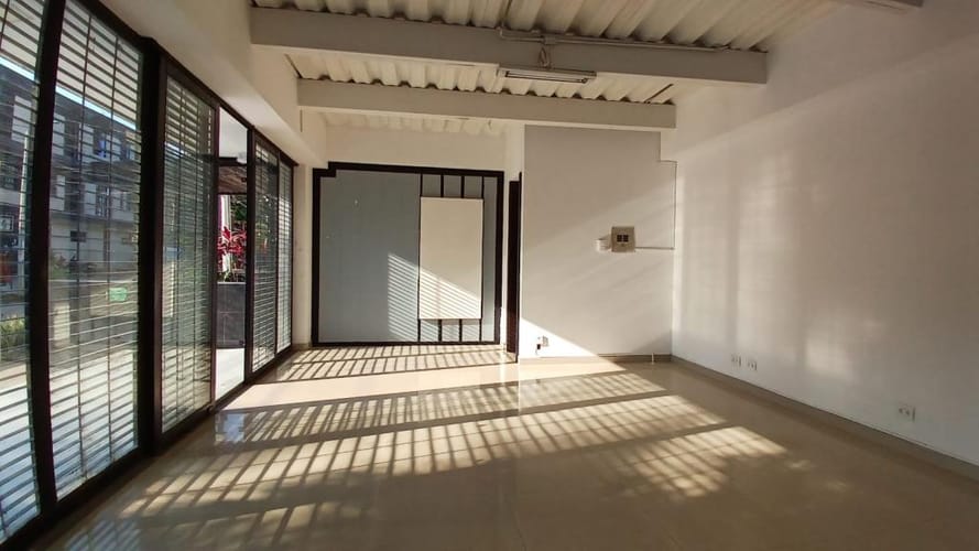 Local en arriendo en El Bosque, Cali, 50 m² · foto 5 de 15