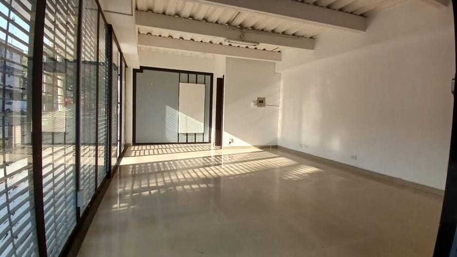 Local en arriendo en El Bosque, Cali, 50 m² · foto 9 de 15