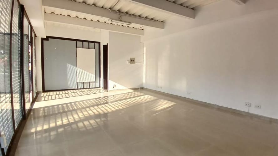 Local en arriendo en El Bosque, Cali, 50 m² · foto 10 de 15
