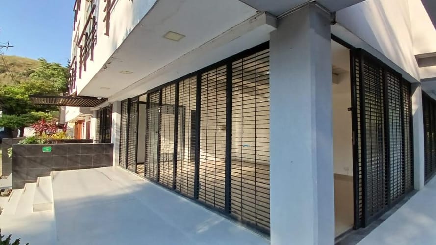 Local en arriendo en El Bosque, Cali, 50 m² · foto 13 de 15