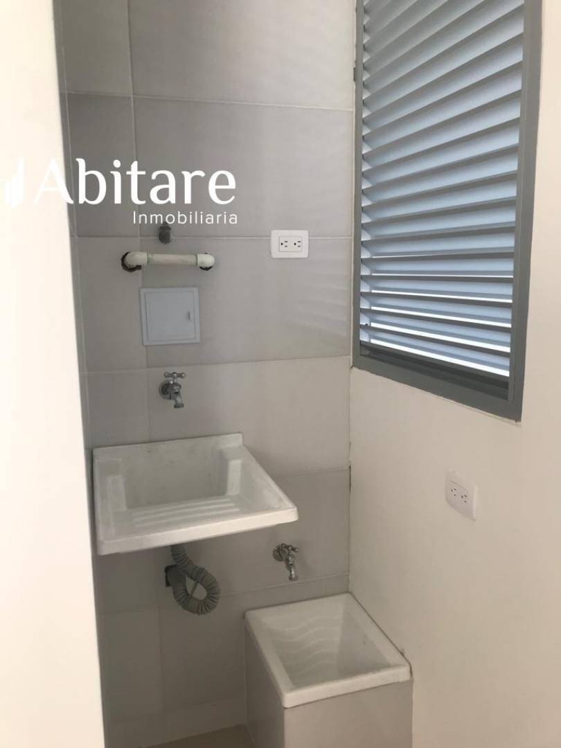 Apartamento en venta en Manga, Cartagena · foto 5 de 7