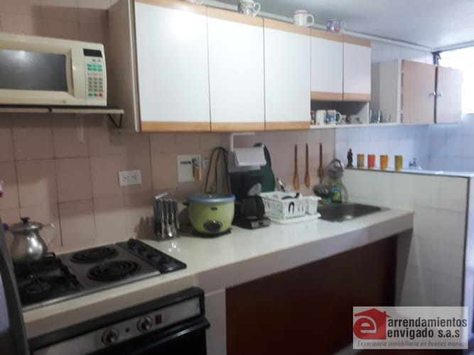 Casa de 4 alcobas en venta en El Trianon, Envigado, 160 m² · foto 13 de 23