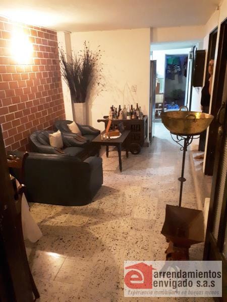 Casa de 4 alcobas en venta en El Trianon, Envigado, 160 m² · foto 15 de 23