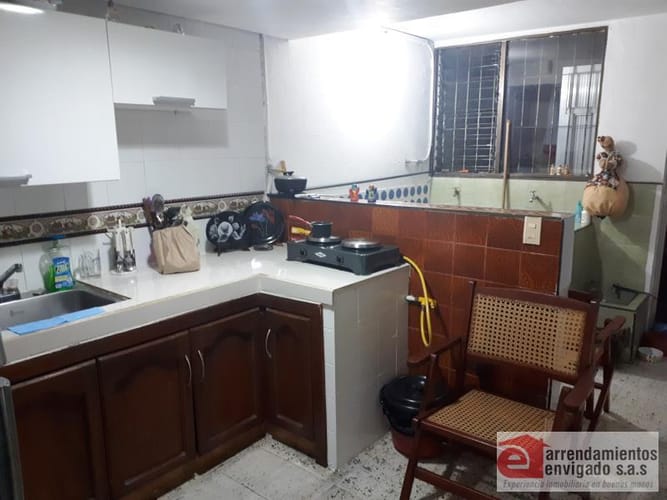 Casa de 4 alcobas en venta en El Trianon, Envigado, 160 m² · foto 19 de 23