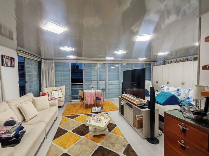 Casa de 3 alcobas en venta en Unidad Carabelas, Bogotá, 195 m² · foto 2 de 24