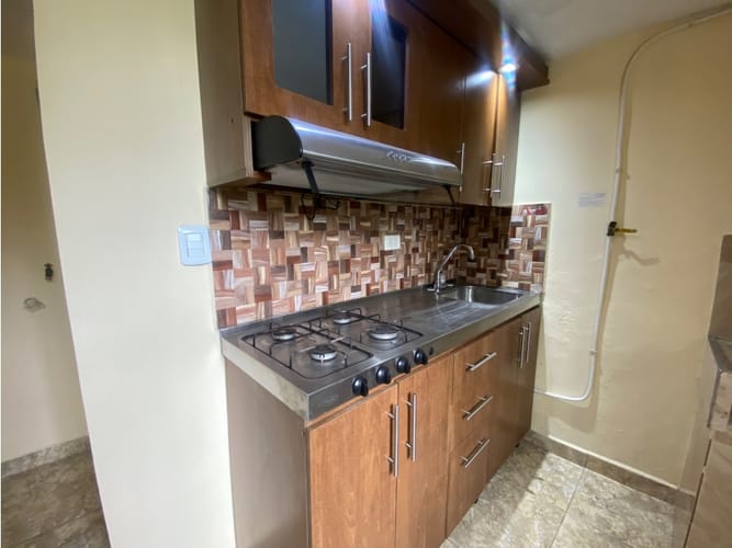 Casa de 2 alcobas en arriendo en Cucaracho, Medellín, 50 m² · foto 2 de 9