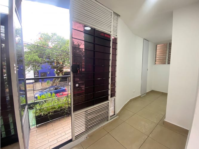 Oficina en arriendo en Belén Rosales, Medellín, 48 m² · foto 3 de 8