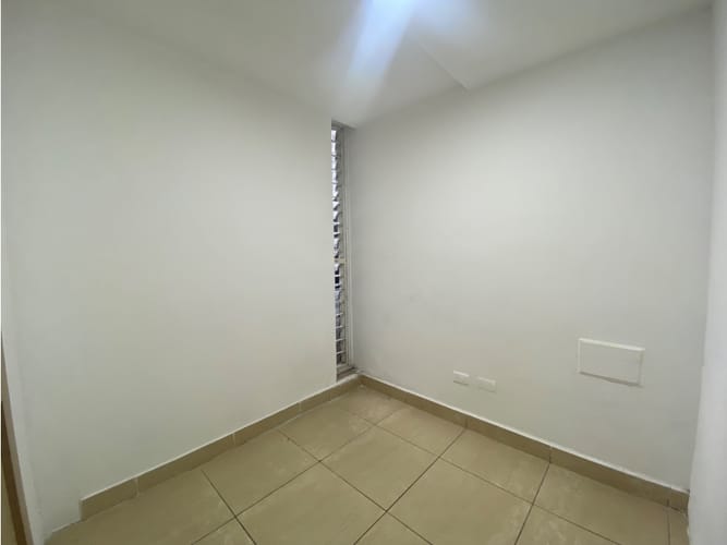 Oficina en arriendo en Belén Rosales, Medellín, 48 m² · foto 4 de 8