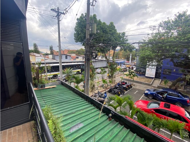 Oficina en arriendo en Belén Rosales, Medellín, 48 m² · foto 8 de 8