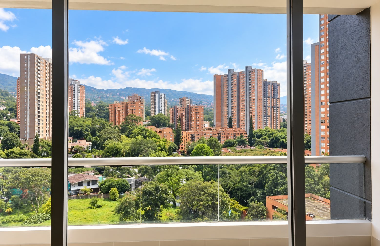 Apartamento en venta en Suramérica, Itagüí · foto 5 de 5
